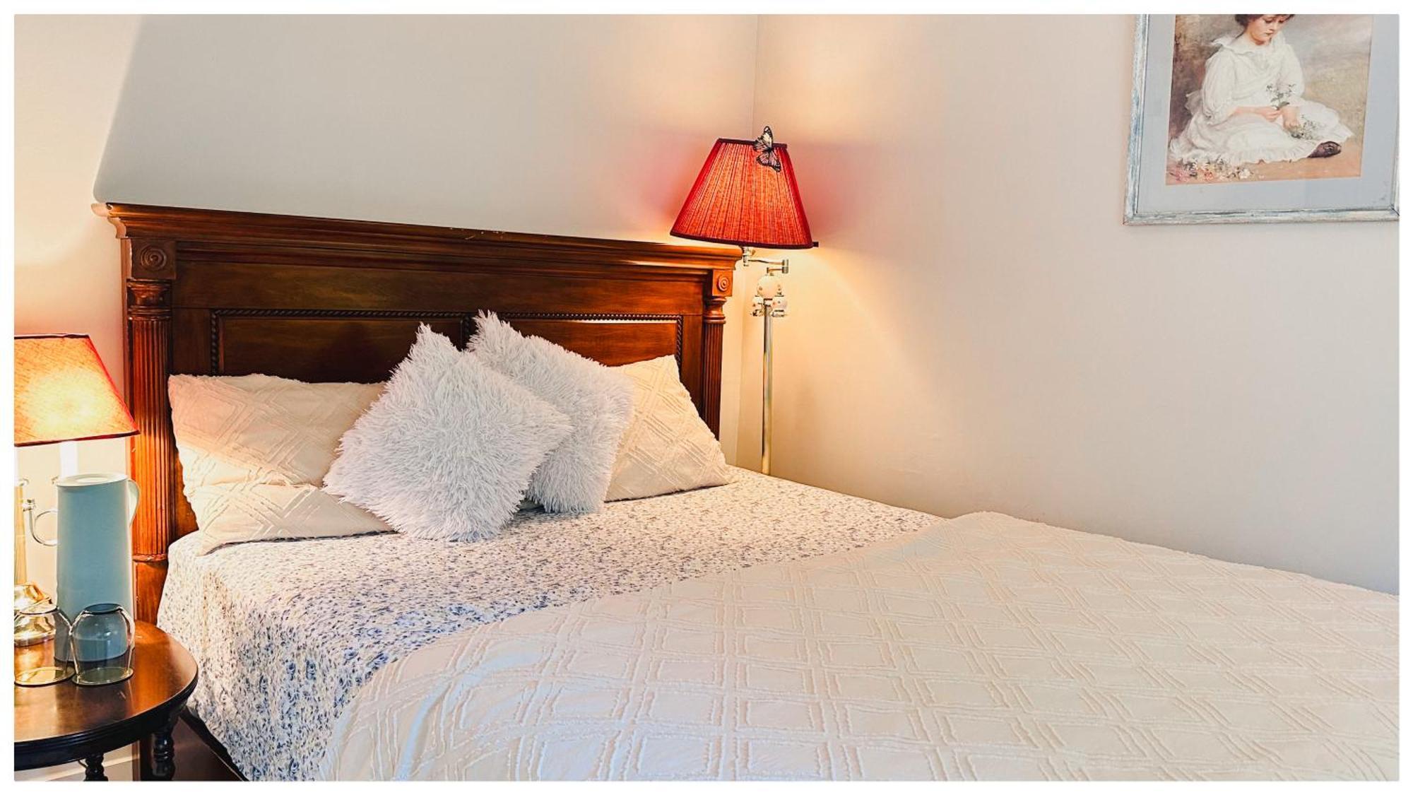 The Stays - Private Cozy 1 Bhr Apt On Main Floor Toronto Buitenkant foto